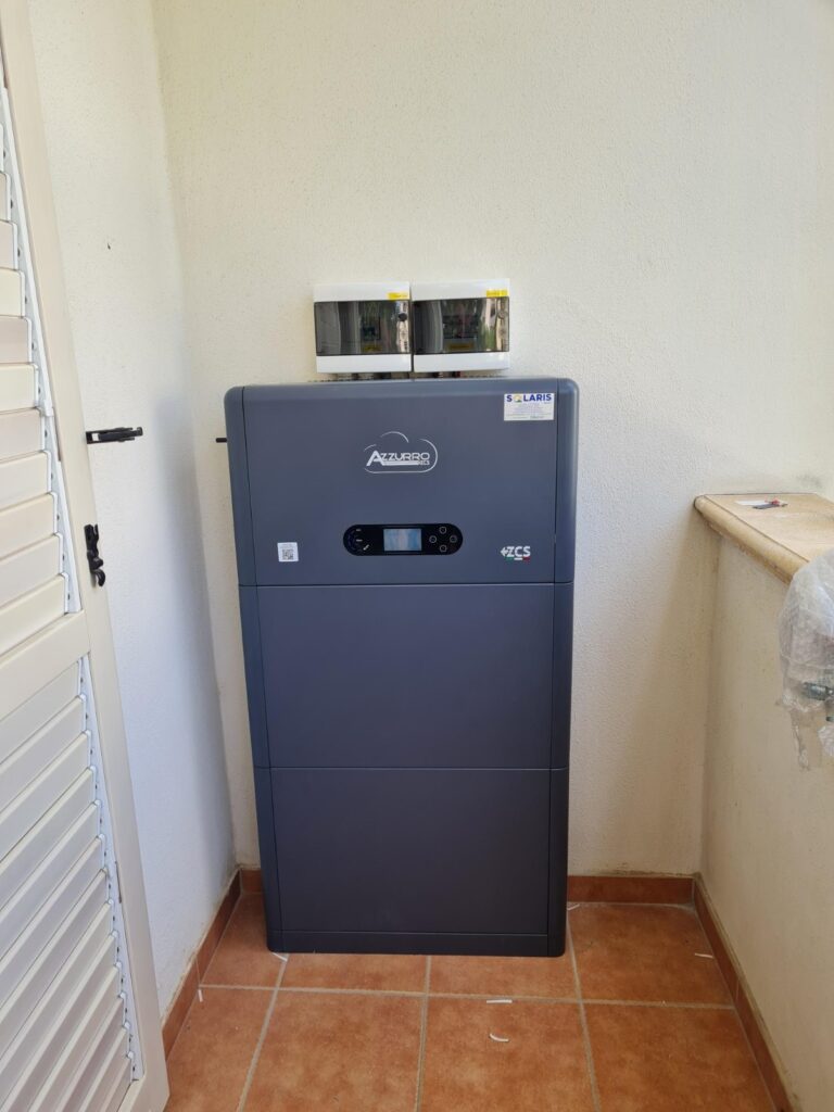 inverter e batterie zcs azzurro da 6 kw con 10 kwh di accumulo